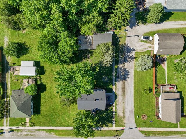 110 W Grove Street, Wheatfield, IN 46392