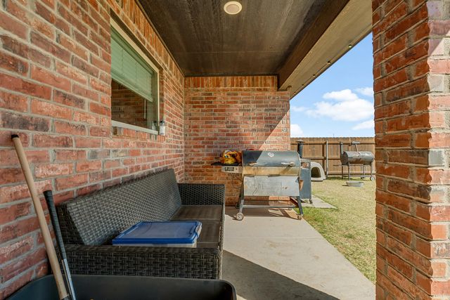 1910 Durham Avenue, Wolfforth, TX 79382