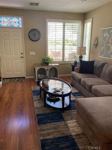 25712 Holiday Circle A, Stevenson Ranch, CA 91381