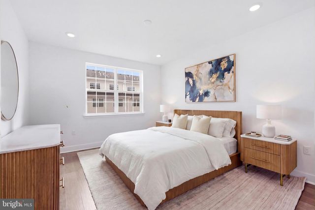 116 LEONA STEWART, Pennington, NJ 08534