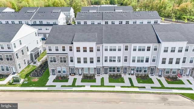 116 LEONA STEWART, Pennington, NJ 08534