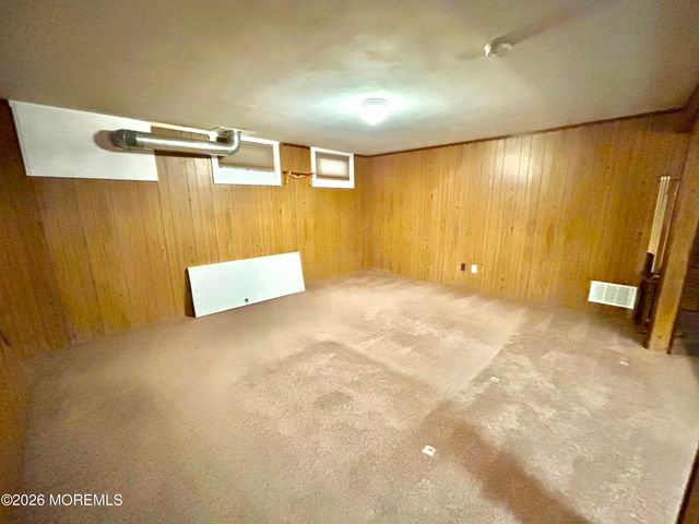 174 Princeton Road, Parlin, NJ 08859