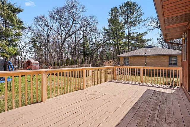 110 S Fruitport Road, Spring Lake, MI 49456