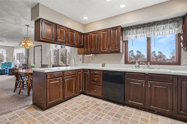 110 S Fruitport Road, Spring Lake, MI 49456