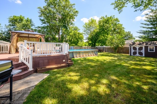 98 Remsen Ave, Woodbridge Twp., NJ 07001