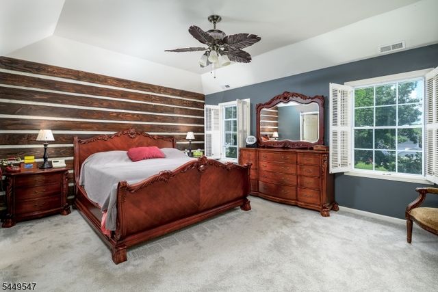 98 Remsen Ave, Woodbridge Twp., NJ 07001