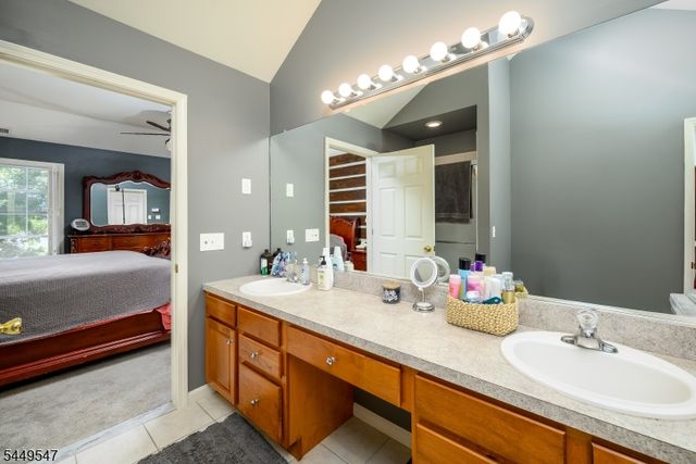 98 Remsen Ave, Woodbridge Twp., NJ 07001