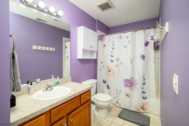 98 Remsen Ave, Woodbridge Twp., NJ 07001