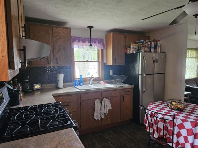 79 Lansing Street, La Porte, IN 46350
