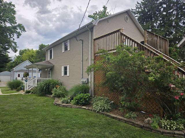 79 Lansing Street, La Porte, IN 46350