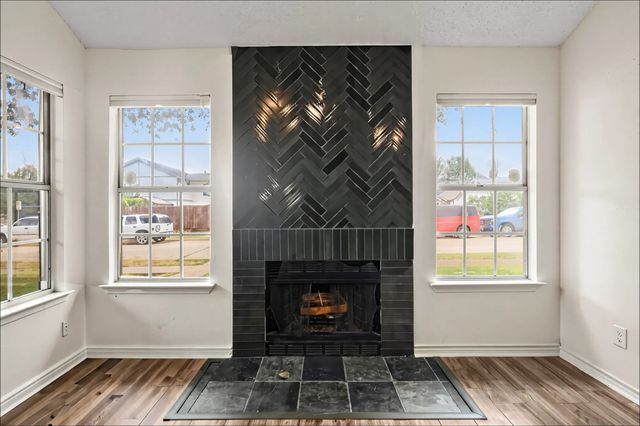 2210 Nantucket Village Circle, Dallas, TX 75227