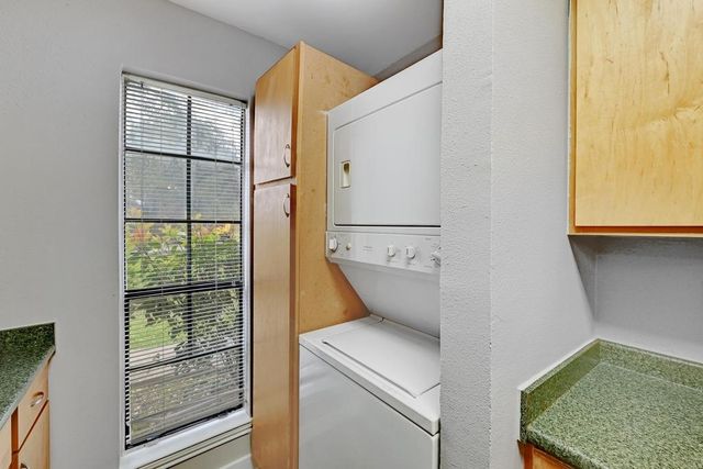 1601 Faro DR 1003, Austin, TX 78741