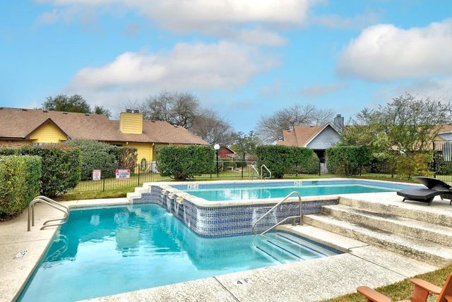 1601 Faro DR 1003, Austin, TX 78741