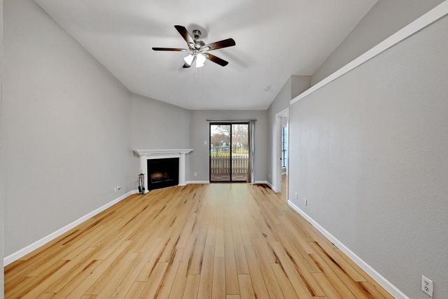 1601 Faro DR 1003, Austin, TX 78741