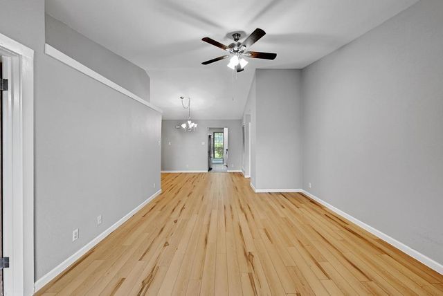1601 Faro DR 1003, Austin, TX 78741