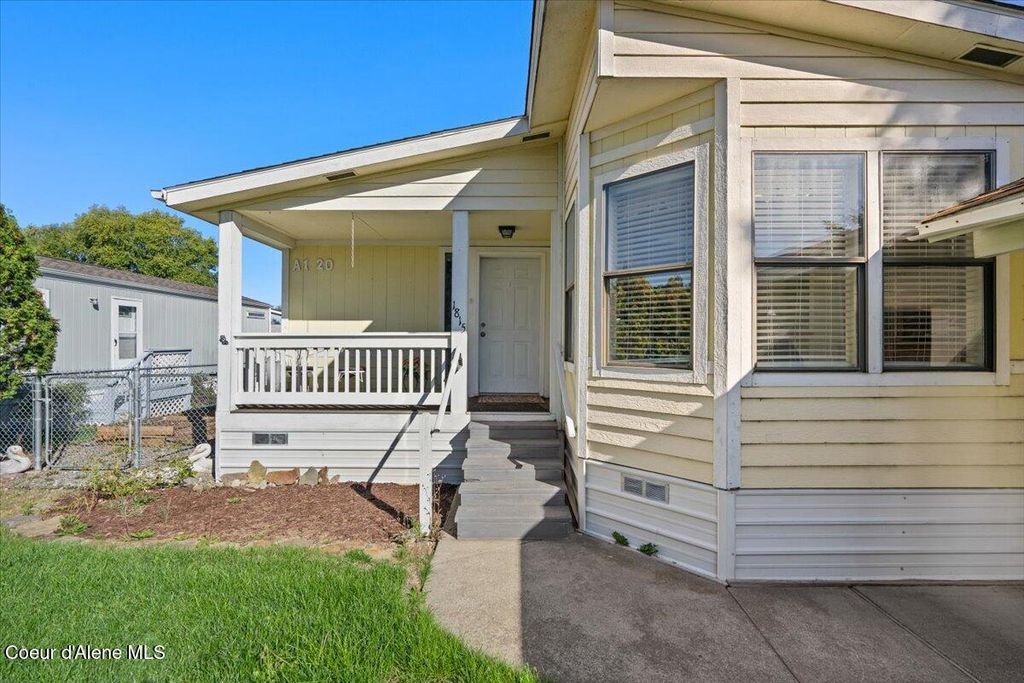1815 W DARTMOUTH CIR, Coeur D'alene, ID 83815