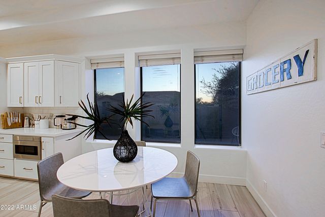 11239 E SOUTHWIND Lane, Scottsdale, AZ 85262