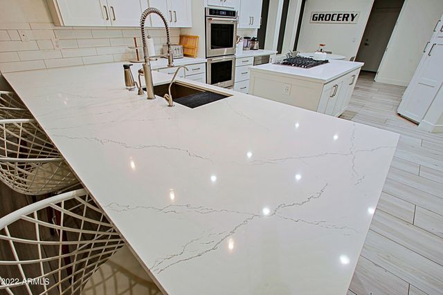 11239 E SOUTHWIND Lane, Scottsdale, AZ 85262