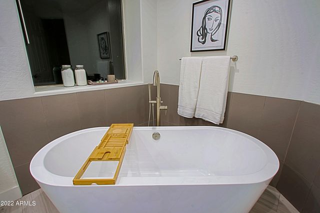 11239 E SOUTHWIND Lane, Scottsdale, AZ 85262