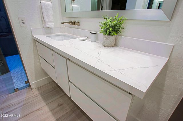 11239 E SOUTHWIND Lane, Scottsdale, AZ 85262