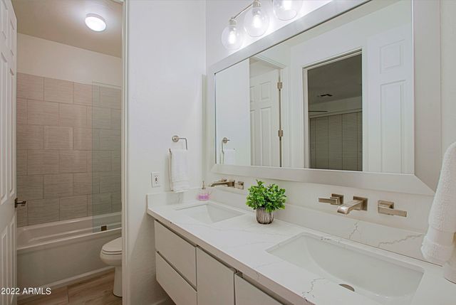 11239 E SOUTHWIND Lane, Scottsdale, AZ 85262