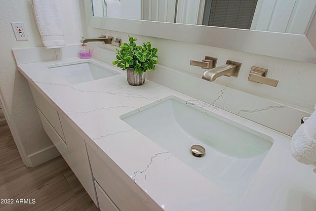 11239 E SOUTHWIND Lane, Scottsdale, AZ 85262