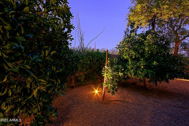 11239 E SOUTHWIND Lane, Scottsdale, AZ 85262