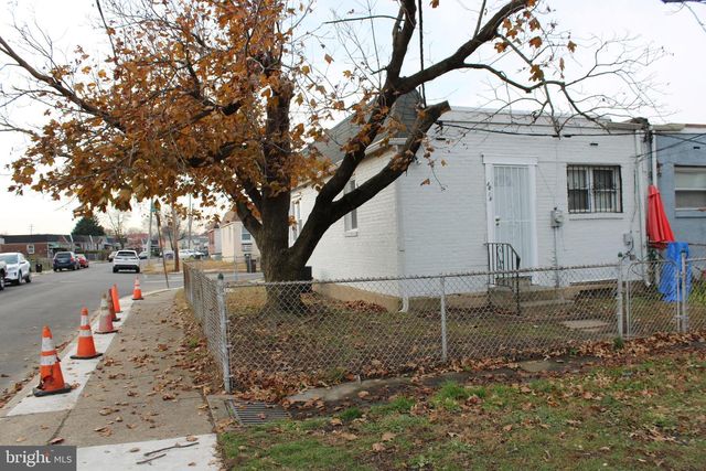 1039 BARKER ROAD, Sharon Hill, PA 19079