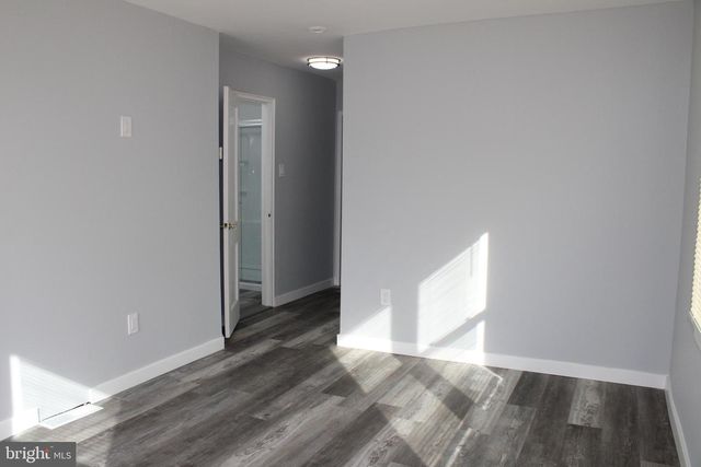 1039 BARKER ROAD, Sharon Hill, PA 19079