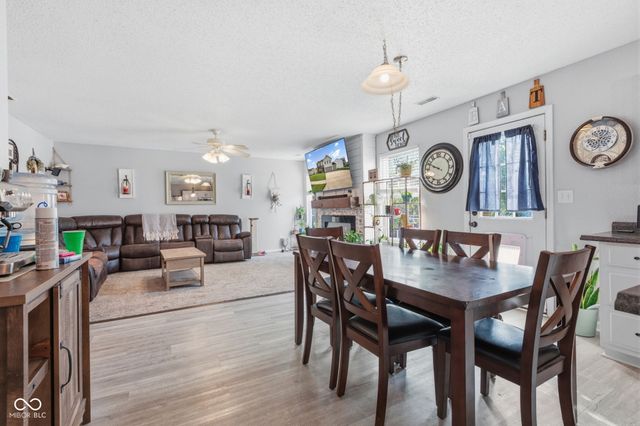 1325 Pamela Drive, Franklin, IN 46131