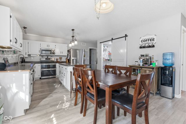 1325 Pamela Drive, Franklin, IN 46131