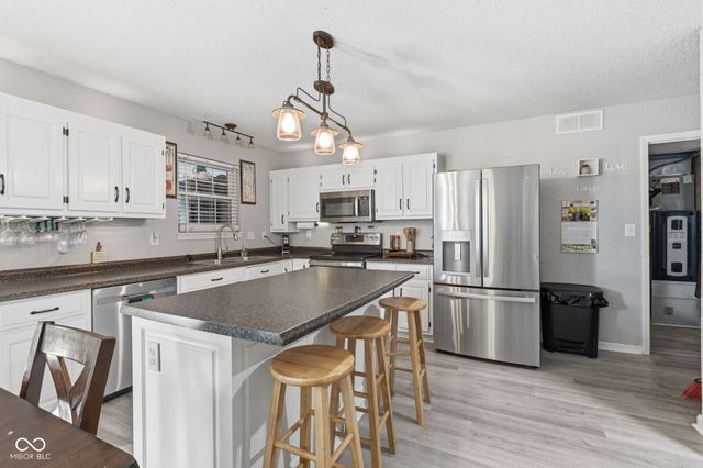 1325 Pamela Drive, Franklin, IN 46131