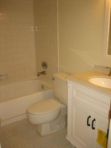 3216 Spanish Wells Drive 26-d, Delray Beach, FL 33445