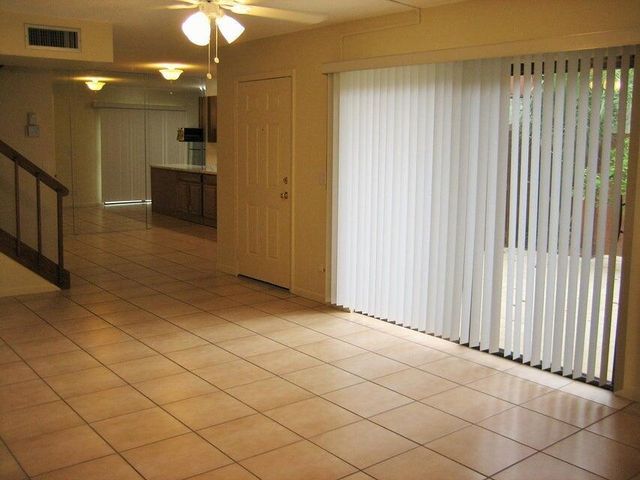 3216 Spanish Wells Drive 26-d, Delray Beach, FL 33445