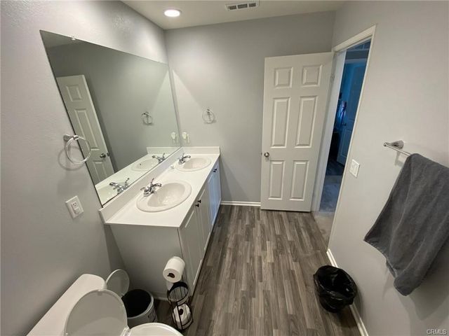 6131 W J9, Lancaster, CA 93536