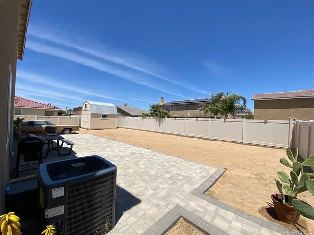 6131 W J9, Lancaster, CA 93536