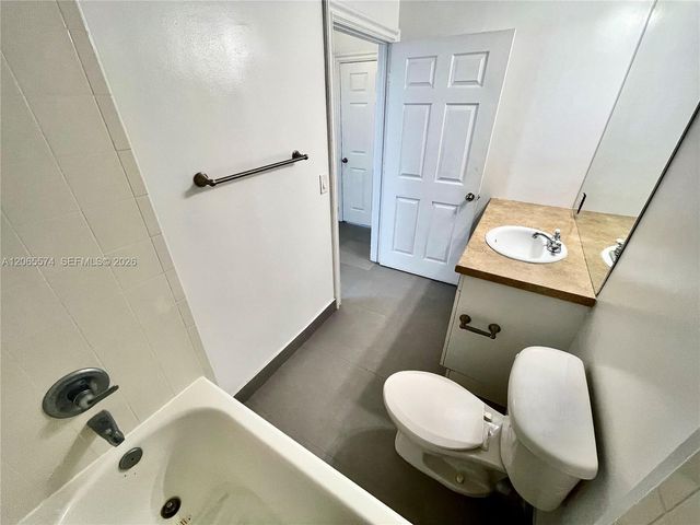 1919 Van Buren St 818A, Hollywood, FL 33020
