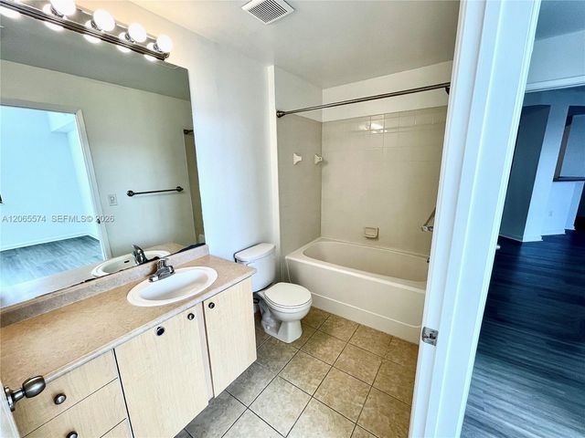 1919 Van Buren St 818A, Hollywood, FL 33020
