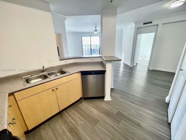1919 Van Buren St 818A, Hollywood, FL 33020