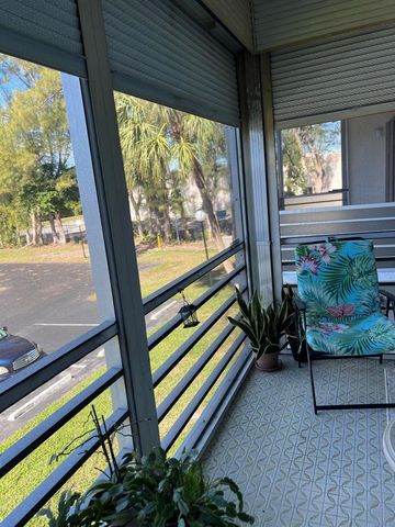 3220 Holiday Springs Boulevard 1-210, Margate, FL 33063