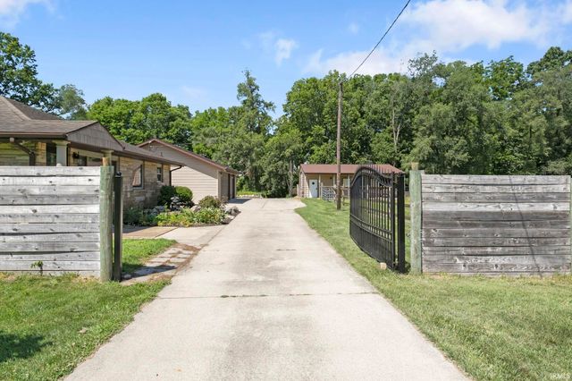 53897 County Road 7 Road, Elkhart, IN 46514