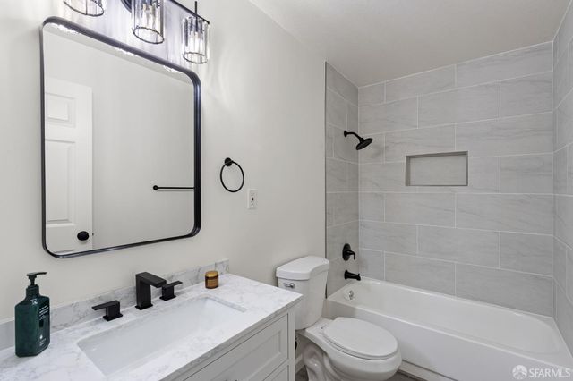 1461 Broadway Street 205, San Francisco, CA 94109