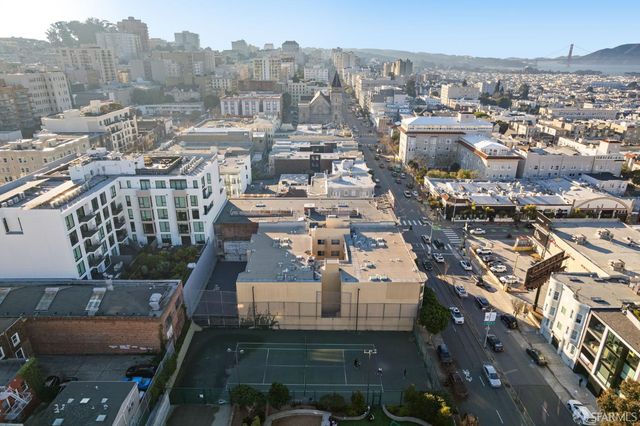 1461 Broadway Street 205, San Francisco, CA 94109