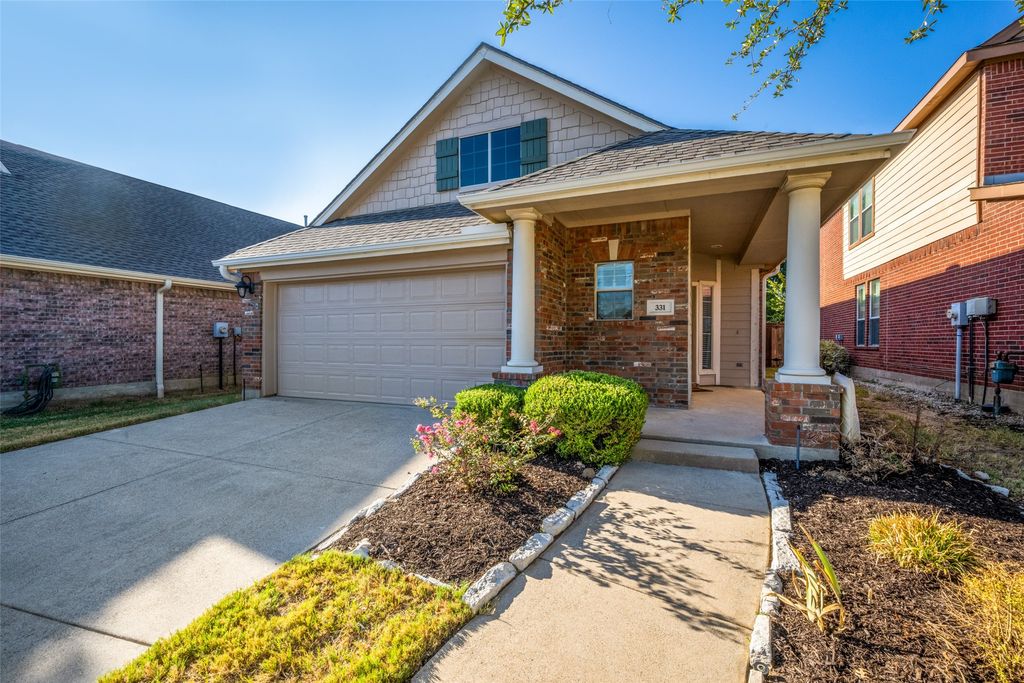 331 Clifton Circle, Lantana, TX 76226 — photo 2