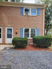 117-A S SHENANDOAH AVE #A, Front Royal, VA 22630
