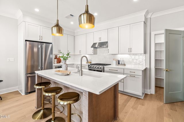 805 Niantic Street, Cary, NC 27511