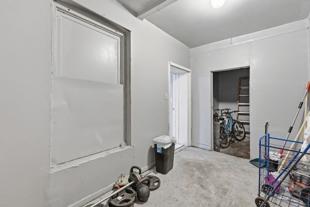 2333 S Whipple Street, Chicago, IL 60623