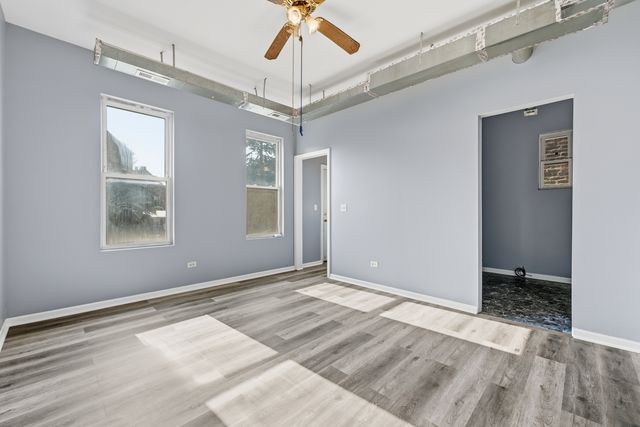 2333 S Whipple Street, Chicago, IL 60623
