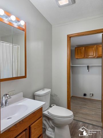 4393 5th Street, Newport, MI 48166