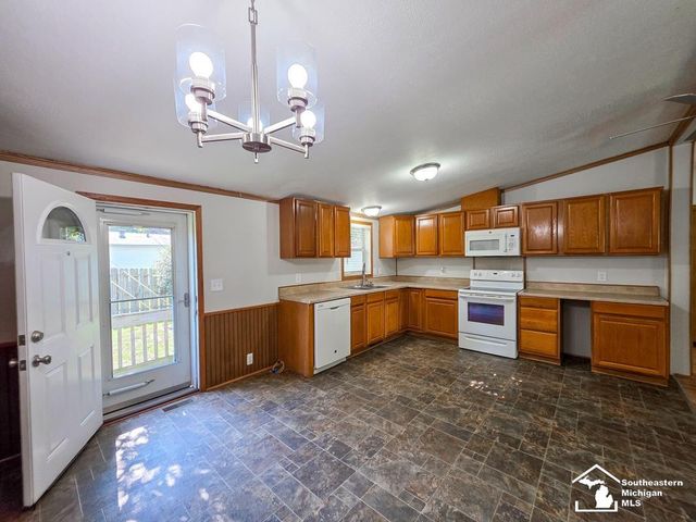 4393 5th Street, Newport, MI 48166